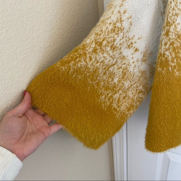 Anthropologie Akemi + Kin Senna Eyelash Open Front Mustard Cardigan One Size - Picture 2 of 8